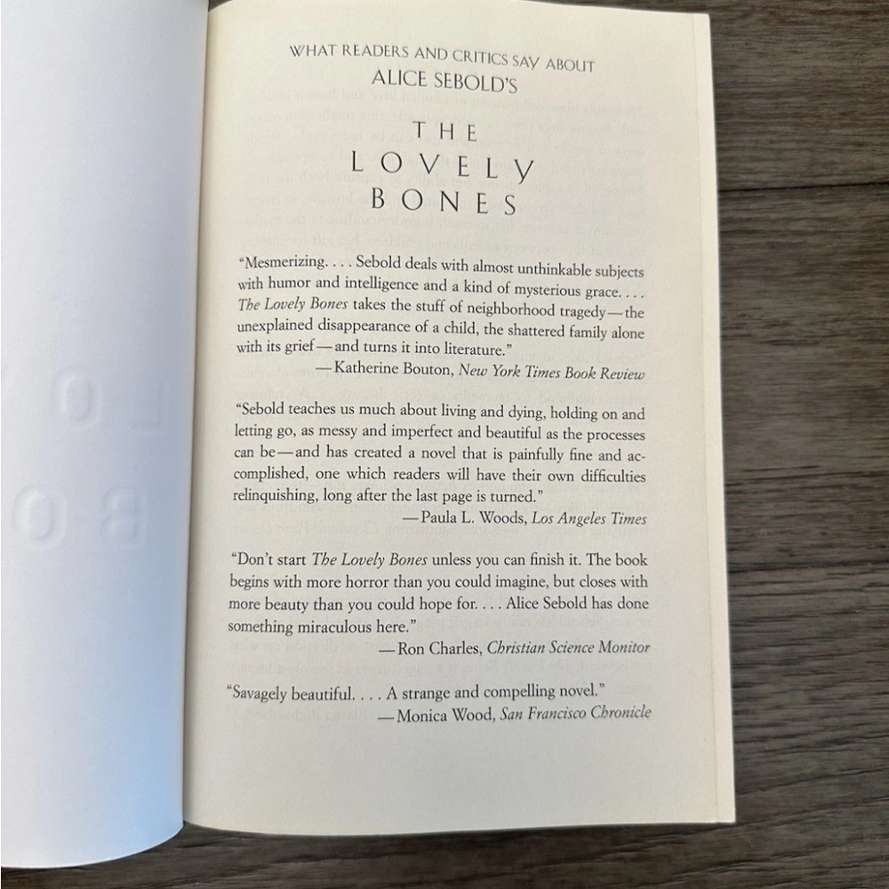 The lovely bones novel good condition - Picture 3 of 5